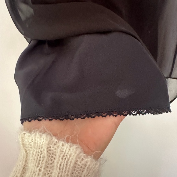 Marc Jacobs Marquee Georgette sheer pleated silk blouse w/ attached cami - 4 - Picture 11 of 13